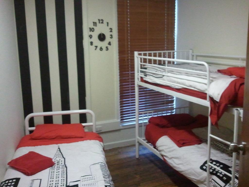 The Melbourne Connection Travellers Hostel חדר תמונה
